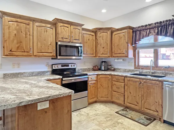 $330,000 | 431 Elizabeth Avenue, Lake Wilson, MN 56151