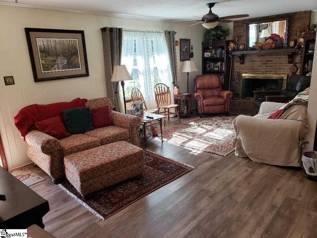 107 State Rd S-42-9652 Moore, SC 29369 - Photo 5 of 18 Gallery Image 5