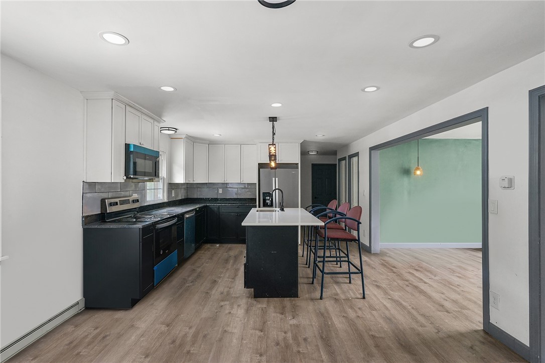 172 Knotty Oak Road Coventry, RI 02816 - Photo 8 of 36