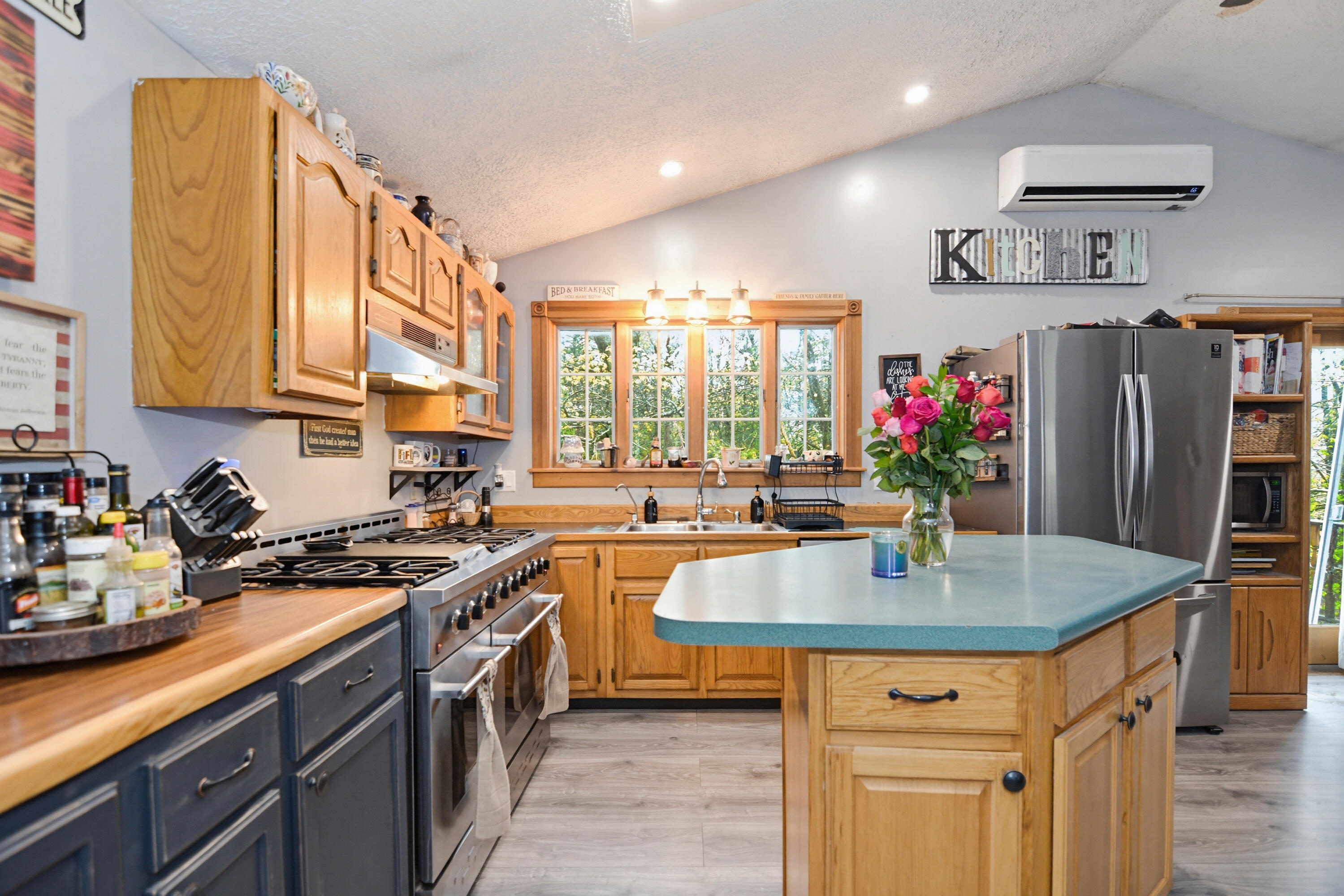927 Ridge Road Windsor, ME 04363 - Photo 3 of 35 BSF_1544