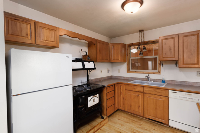 2800 West Bullion Road Marysvale, UT 84750 - Photo 14 of 57