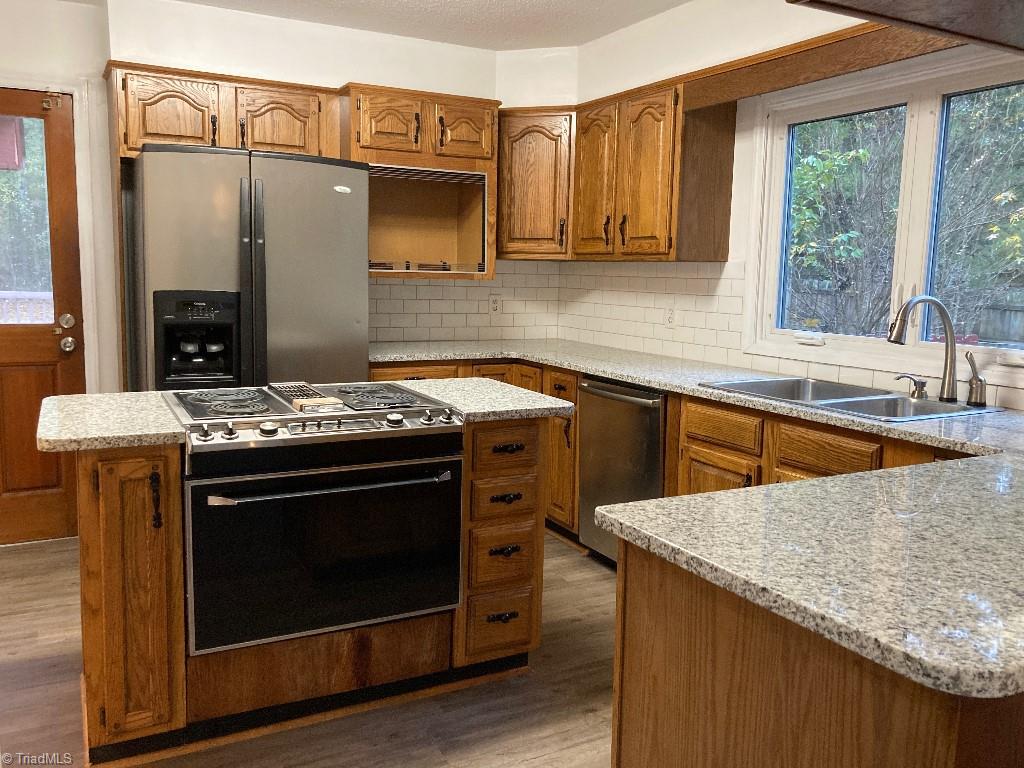 5713 Dally Road Pleasant Garden, NC 27313 - Photo 8 of 40 Gallery Image 8