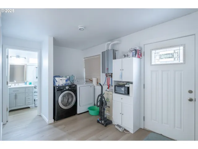 $360,000 | 2973 Surfwood Drive Northeast, Salem, OR 97305