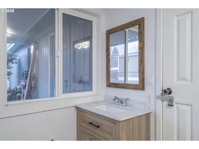 $360,000 | 2973 Surfwood Drive Northeast, Salem, OR 97305