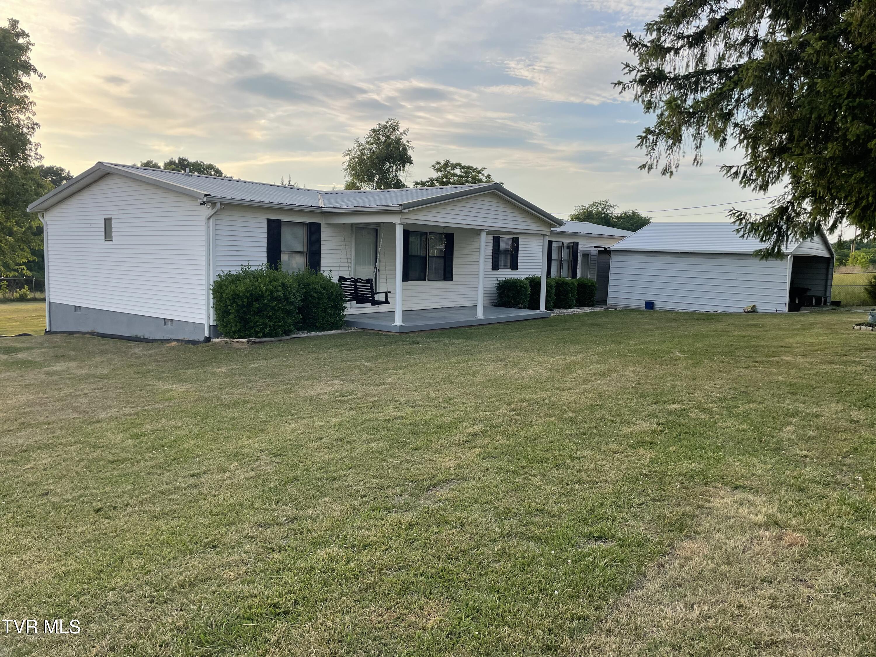 4486 Maple Valley Road Morristown, TN 37813 - Photo 2 of 30 IMG_9849