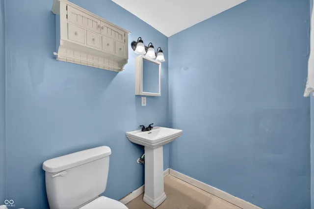 $160,000 | 8220 North Greenacres Road, Scipio, IN 47273