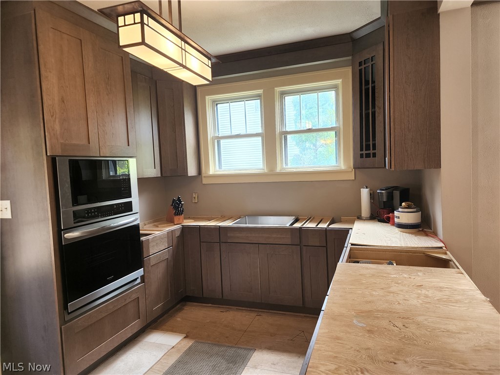203 Overwood Road Akron, OH 44313 - Photo 20 of 33 Gallery Image 20