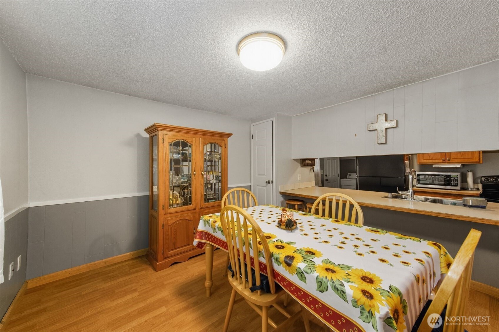 3648 Birch Terrace Court Custer, WA 98240 - Photo 8 of 28 a living room with furniture and a flat screen tv