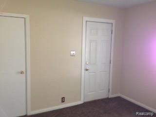 6657 Lakeshore Road Fort Gratiot, MI 48059 - Photo 16 of 18