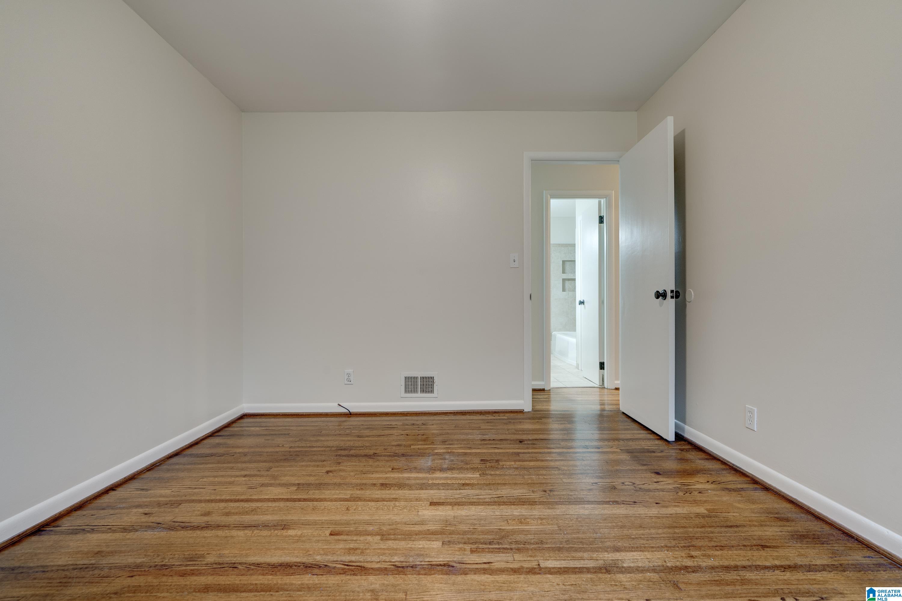 3353 Mountainside Road Birmingham, AL 35243 - Photo 21 of 33