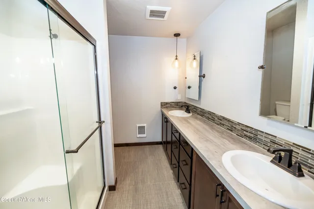 $735,000 | 586 Fairway Drive, Priest Lake, ID 83856