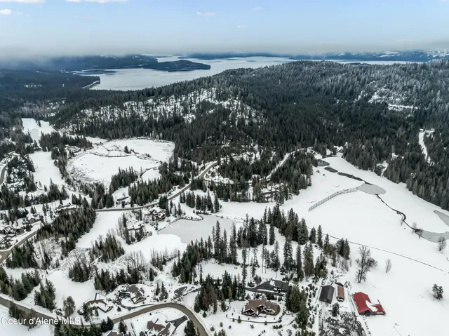 $735,000 | 586 Fairway Drive, Priest Lake, ID 83856