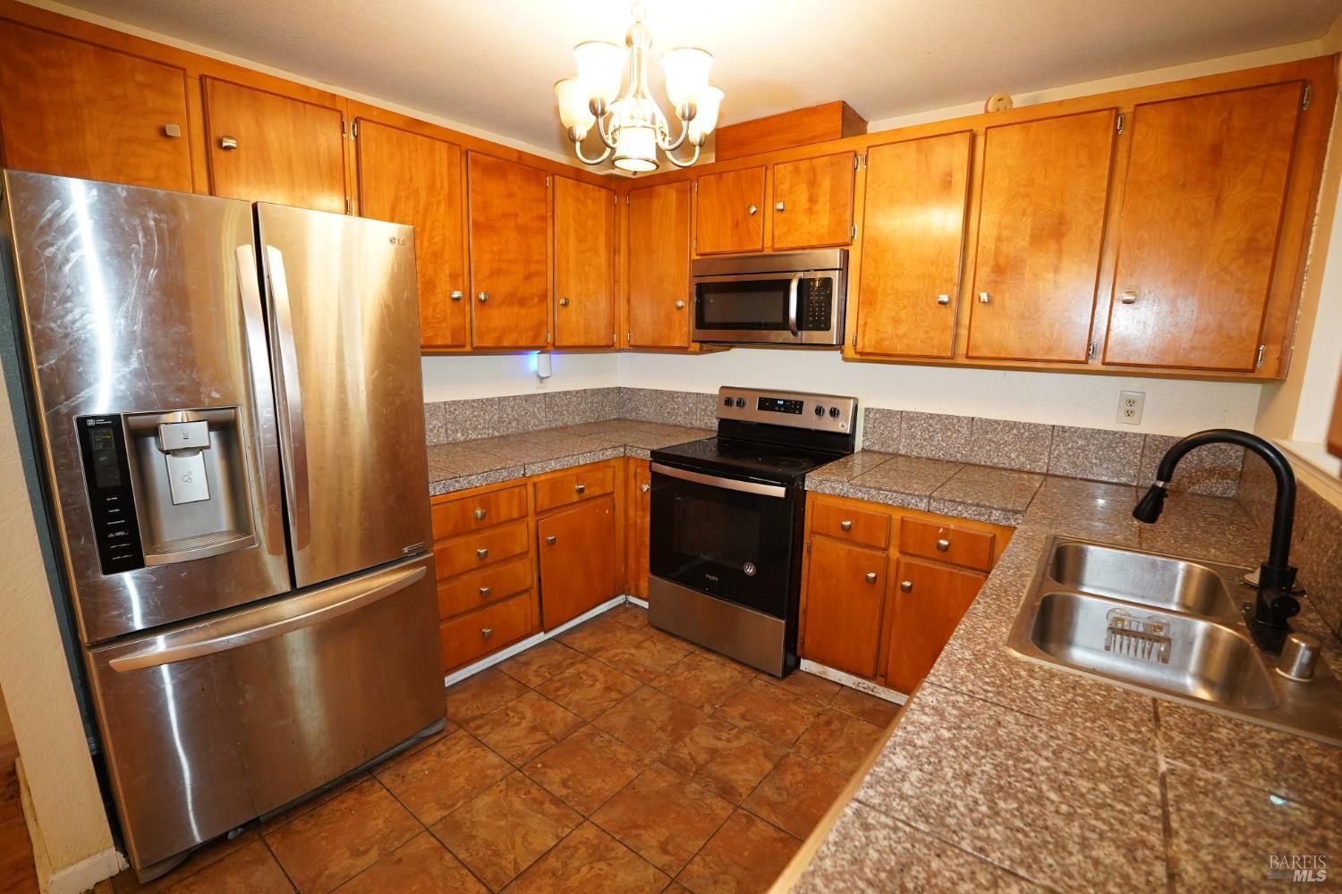 325 Jordan Street Vallejo, CA 94591 - Photo 29 of 41