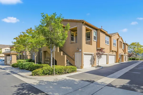 $3,300 | 11163 Catarina Lane, Unit 93, San Diego, CA 92128
