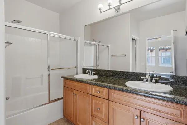 $3,300 | 11163 Catarina Lane, Unit 93, San Diego, CA 92128