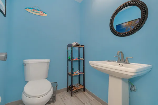 $181,788 | 801 Pine Drive, Unit 20, Pompano Beach, FL 33060