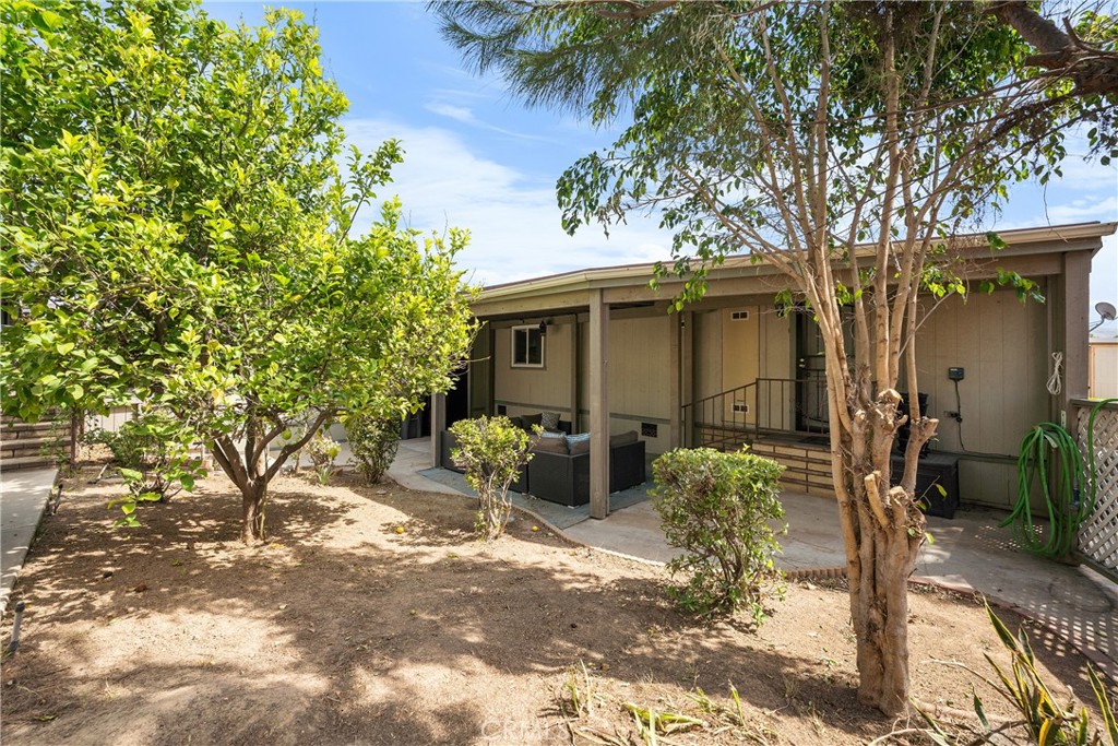 1550 Rimpau, Unit 65 Corona, CA 92881 - Photo 31 of 57