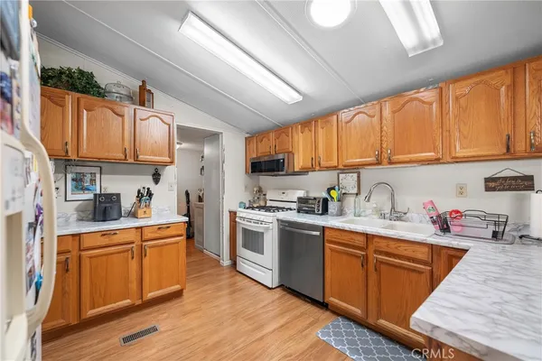 $205,000 | 1550 Rimpau, Unit 65, Corona, CA 92881
