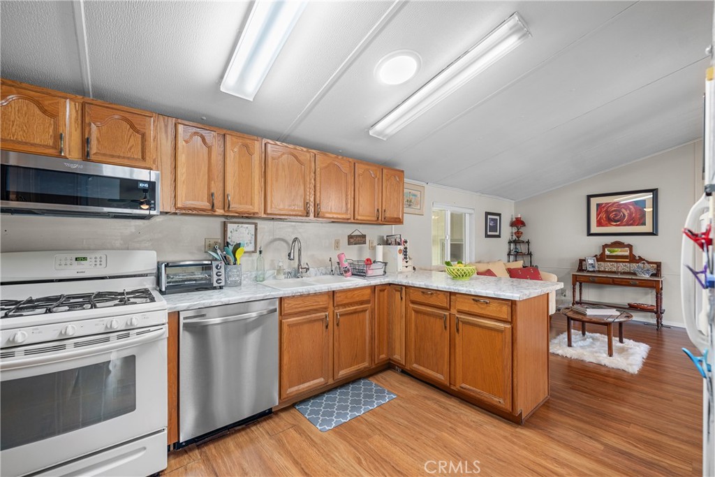 1550 Rimpau, Unit 65 Corona, CA 92881 - Photo 10 of 57