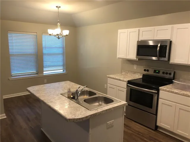 $1,650 | Undisclosed Address, Robert, LA 70455