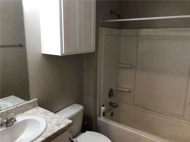 $1,650 | Undisclosed Address, Robert, LA 70455