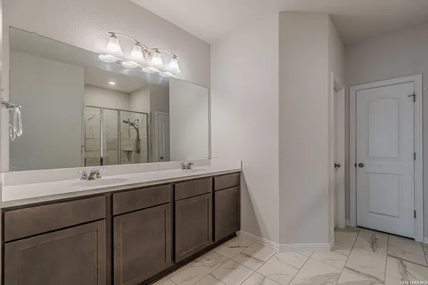 $2,300 | 2063 Cowan Drive, New Braunfels, TX 78132