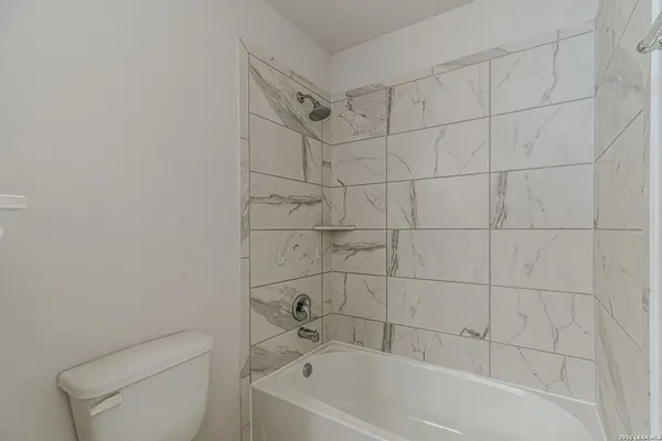 $2,300 | 2063 Cowan Drive, New Braunfels, TX 78132