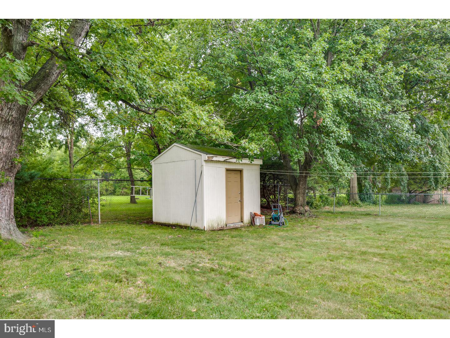 138 Ashbrook Road Cherry Hill, NJ 08034 - Photo 22 of 25