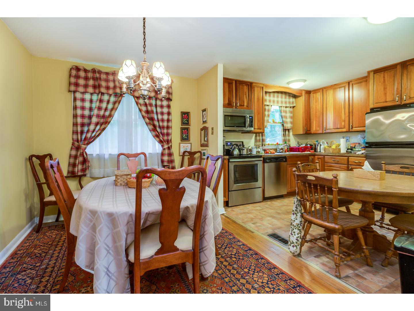 138 Ashbrook Road Cherry Hill, NJ 08034 - Photo 7 of 25