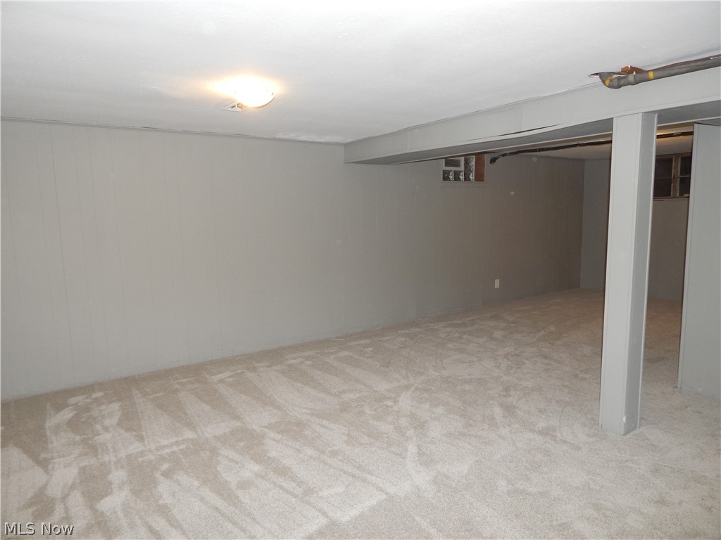 2495 Fenwick Road Cleveland, OH 44118 - Photo 28 of 32