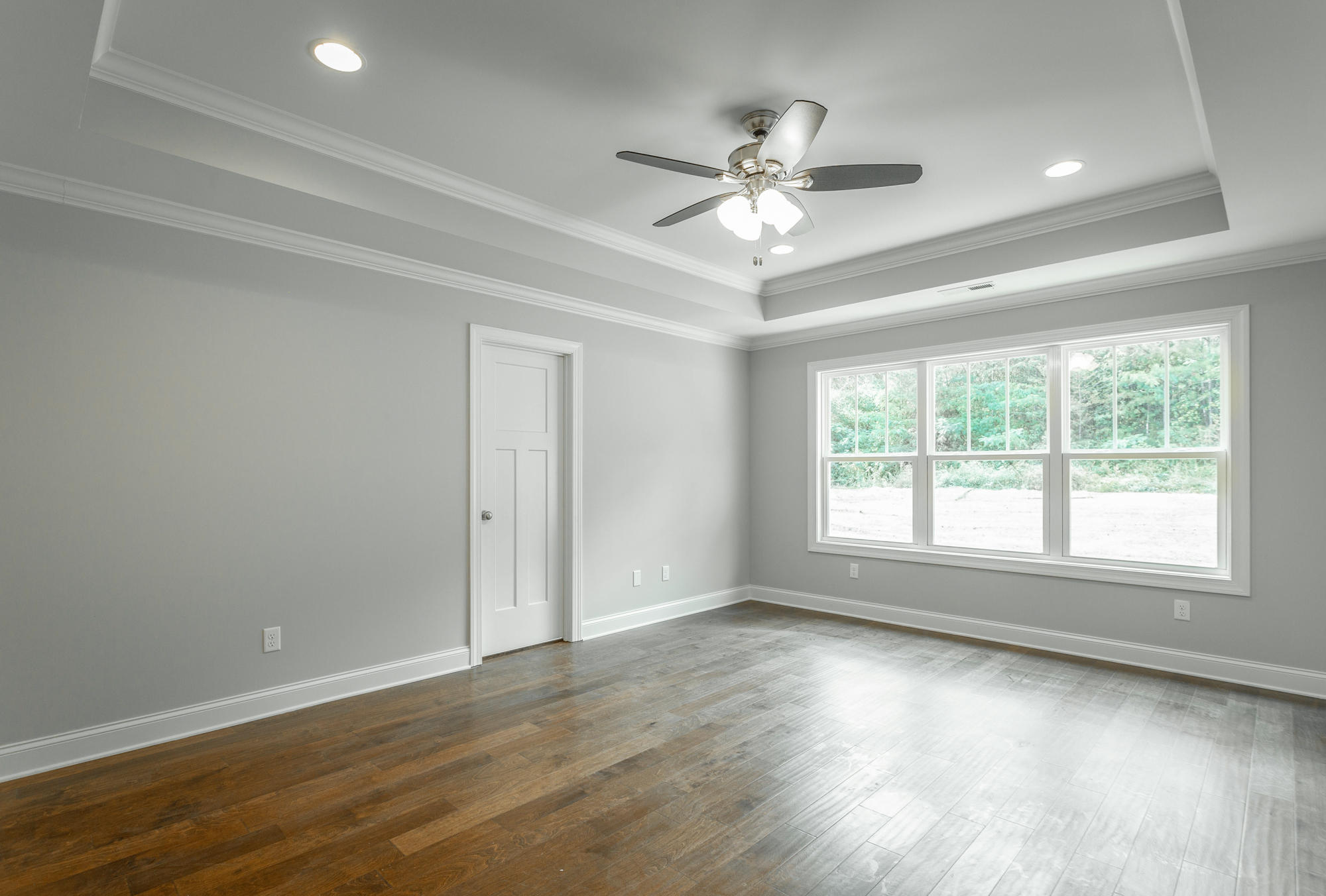 623 Lullwater Road Chattanooga, TN 37405 - Photo 16 of 38 Master Bedroom