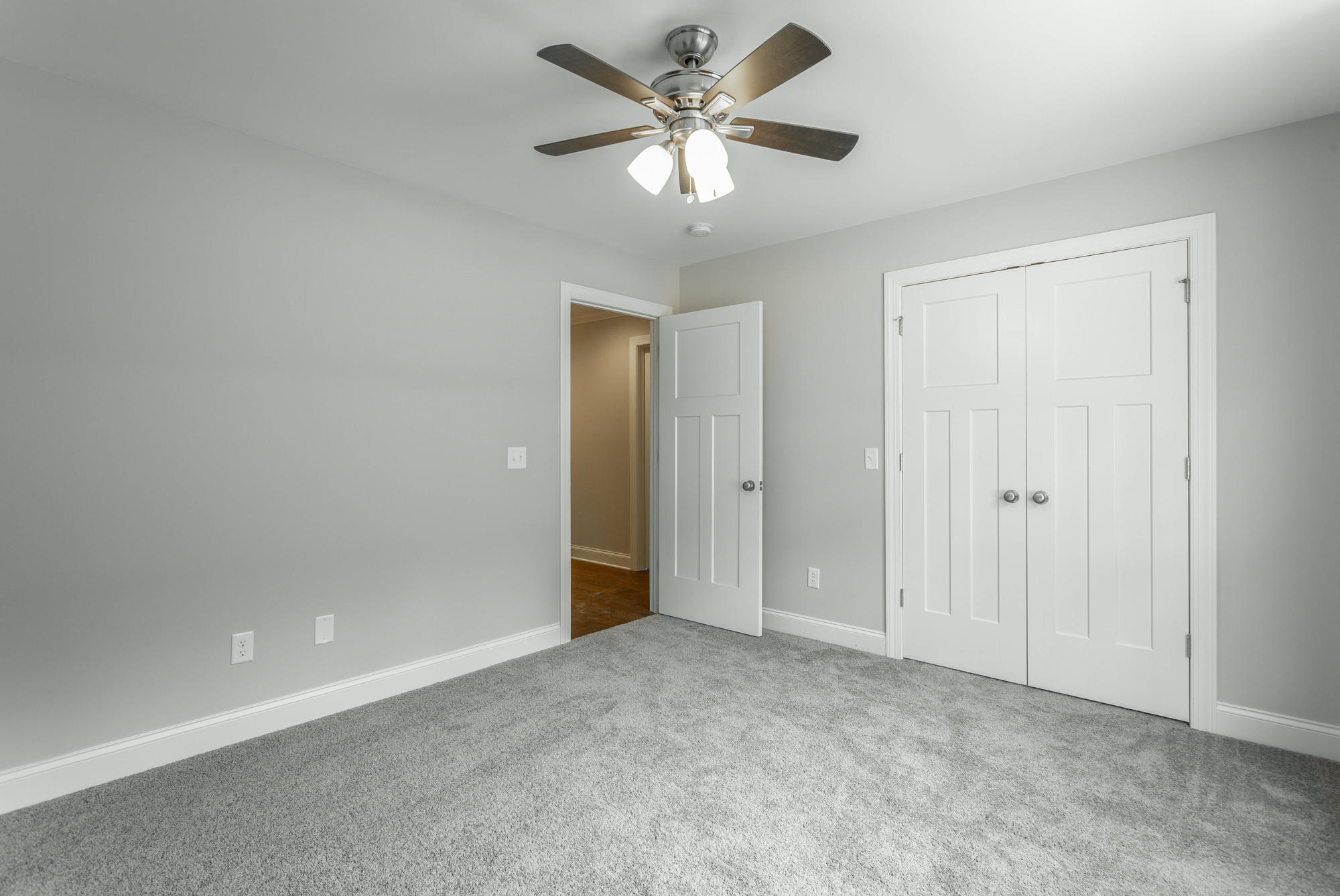 623 Lullwater Road Chattanooga, TN 37405 - Photo 29 of 38 Secondary Bedroom