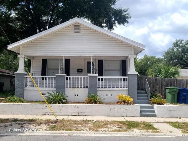 $2,300 | 2220 East 17th Avenue, Tampa, FL 33605