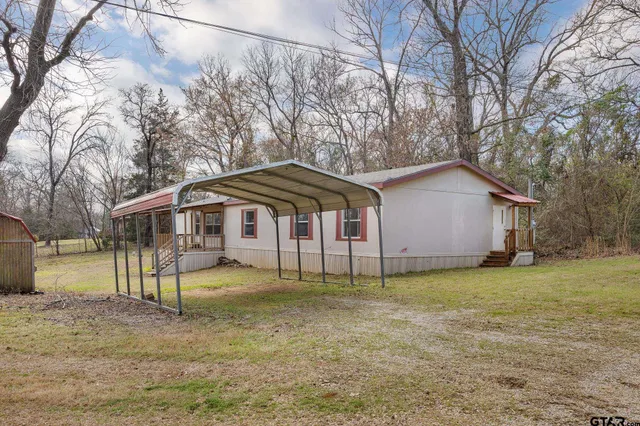 a house that has a backyard