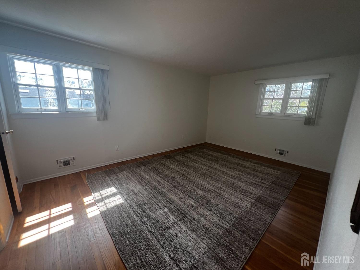 43 Lydia Lane Edison, NJ 08817 - Photo 11 of 29