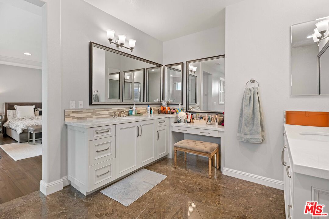 11925 North Ricasoli Way Porter Ranch, CA 91326 - Photo 26 of 57