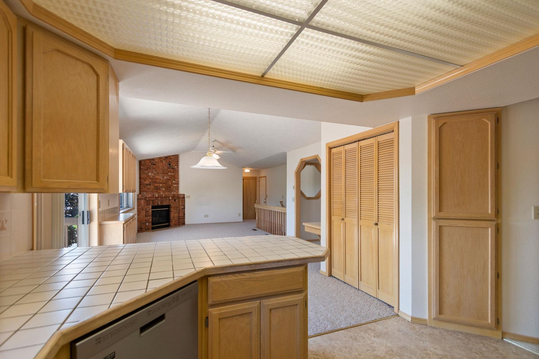 9602 North Ridgecrest Drive Spokane, WA 99208 - Photo 10 of 30 Gallery Image 10