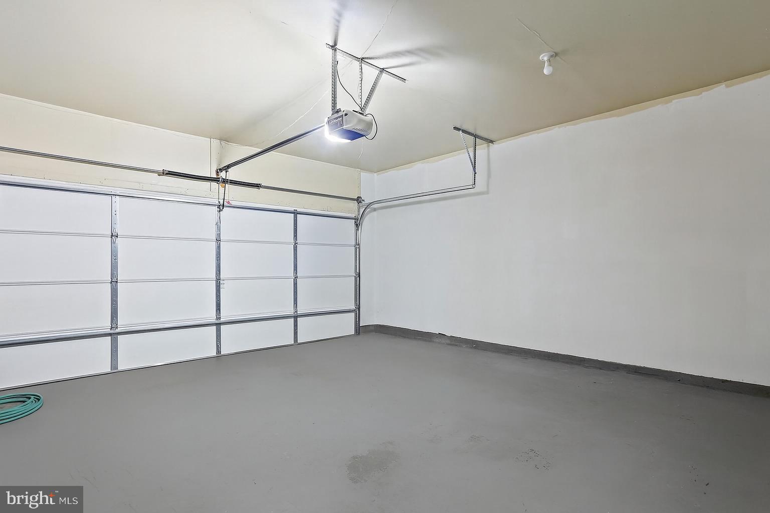 102 Butterfly Drive, Unit 55 Taneytown, MD 21787 - Photo 23 of 43 Large Garage