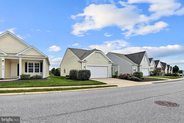 $379,900 | 102 Butterfly Drive, Unit 55, Taneytown, MD 21787