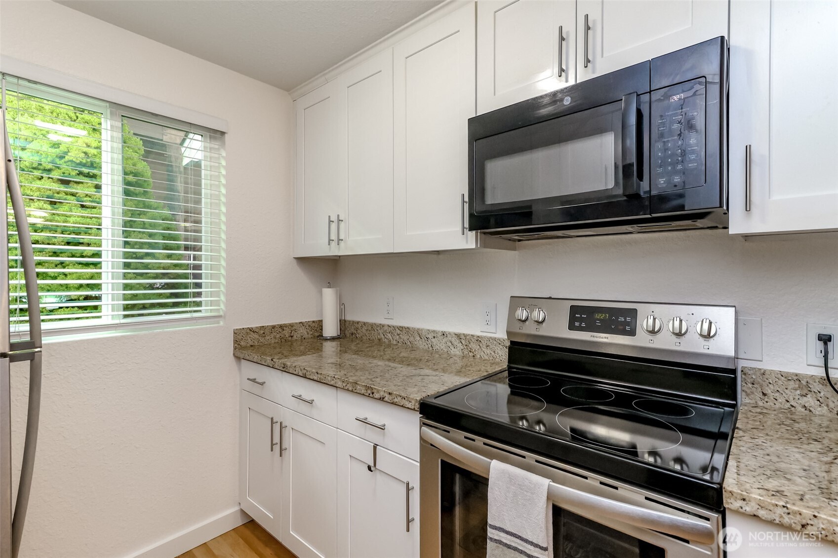 1922 Southwest 318th Place, Unit 13C Federal Way, WA 98023 - Photo 11 of 36