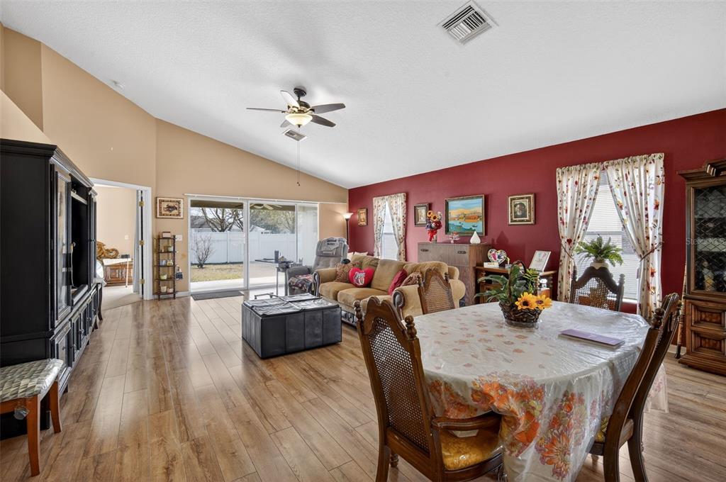 8578 Pinetop Ridge Lane Brooksville, FL 34613 - Photo 13 of 36