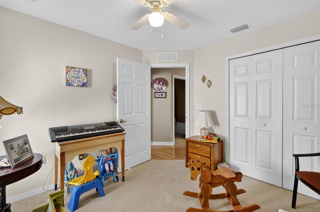 8578 Pinetop Ridge Lane Brooksville, FL 34613 - Photo 15 of 36