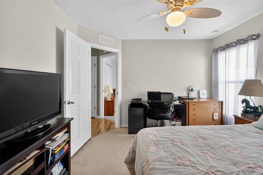 8578 Pinetop Ridge Lane Brooksville, FL 34613 - Photo 18 of 36