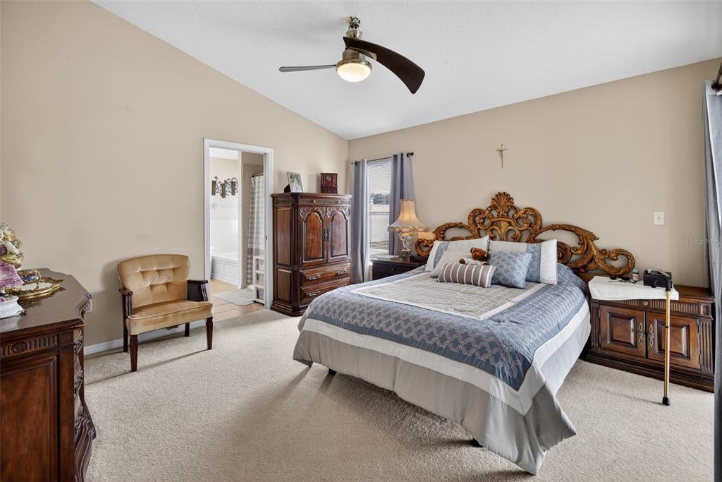 8578 Pinetop Ridge Lane Brooksville, FL 34613 - Photo 19 of 36