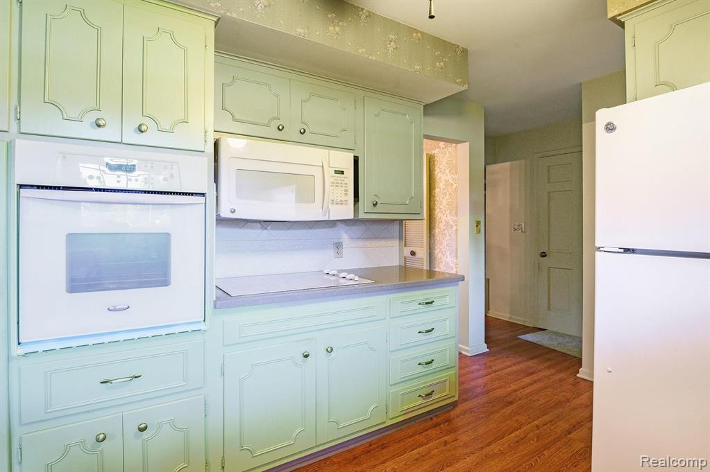 606 East Rolston Road Linden, MI 48451 - Photo 12 of 35