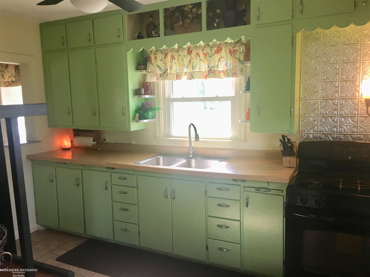 8646 Morris Road Goodells, MI 48027 - Photo 13 of 26 Kitchen