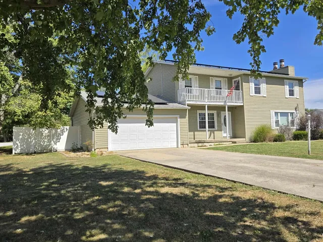 $229,000 | 108 Mockingbird Lane, Woodlawn, IL 62898