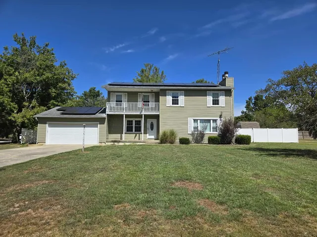 $229,000 | 108 Mockingbird Lane, Woodlawn, IL 62898