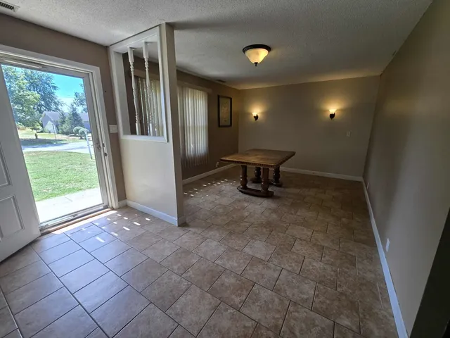 $229,000 | 108 Mockingbird Lane, Woodlawn, IL 62898