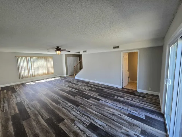 $229,000 | 108 Mockingbird Lane, Woodlawn, IL 62898